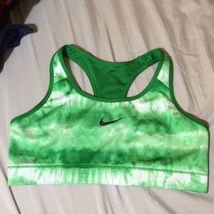Nike tie dye sports bra 💚